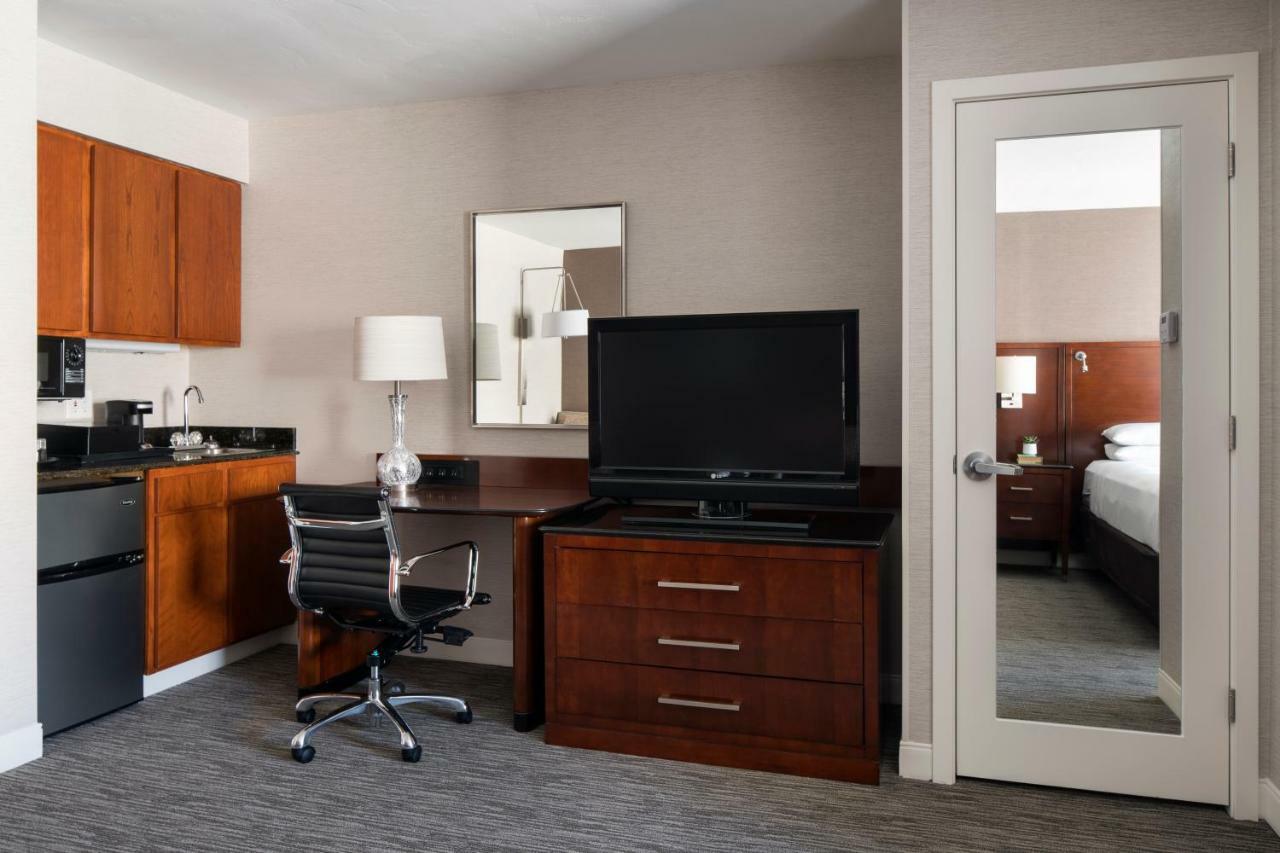 Provo Marriott Hotel & Conference Center Exterior photo